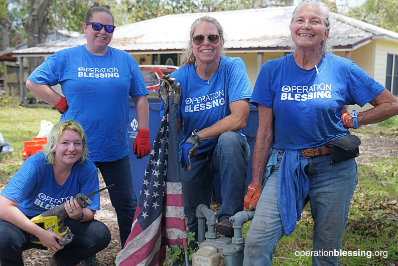 hurricane volunteers