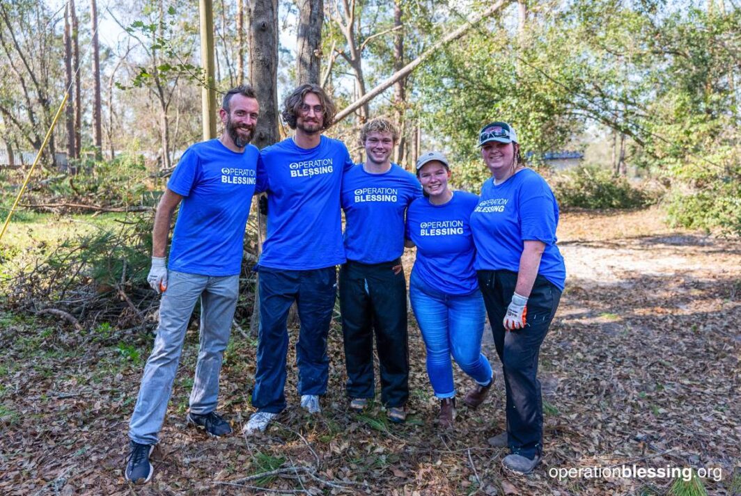 Hurricane Helene disaster relief volunteers