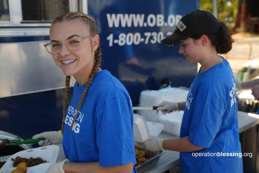 feeding hurricane victims in Valdosta,GA