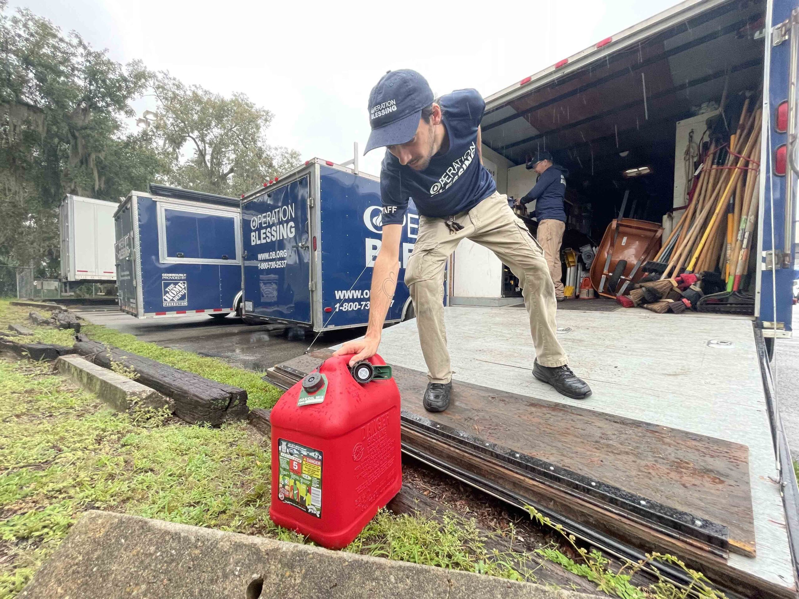 hurricane-ian-damage-relief-scaled