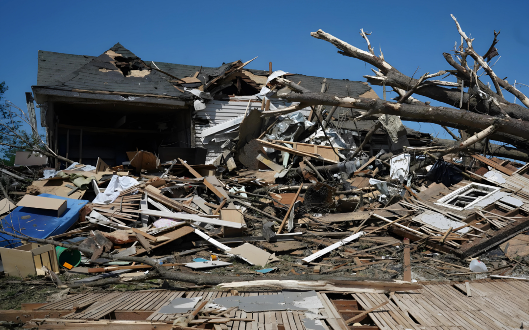 Iowa Tornado Destruction: Greenfield Devastated by EF4 Twister