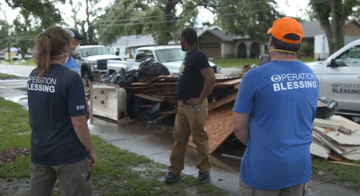 lake-charles-flood-relief-single-woman-recovering-from-la-floods