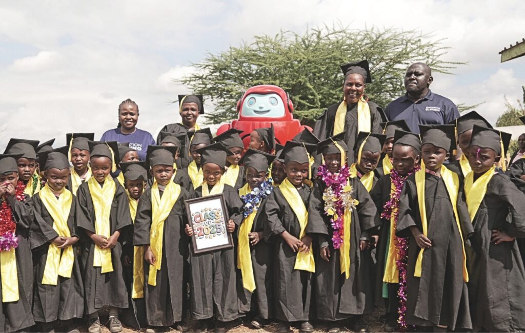 blessing Kenyan children