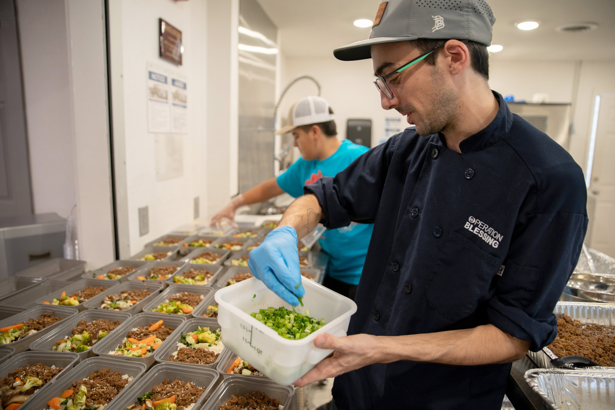 Texas flooding - serving meals