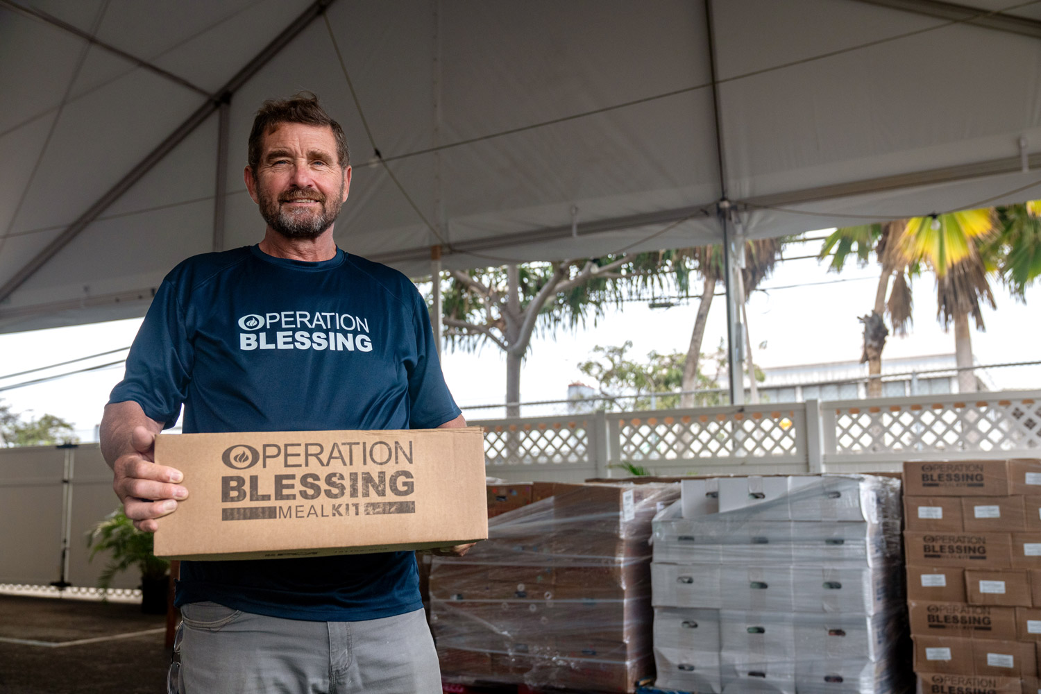 Facing Crisis with Confidence Distributing Meal Kits