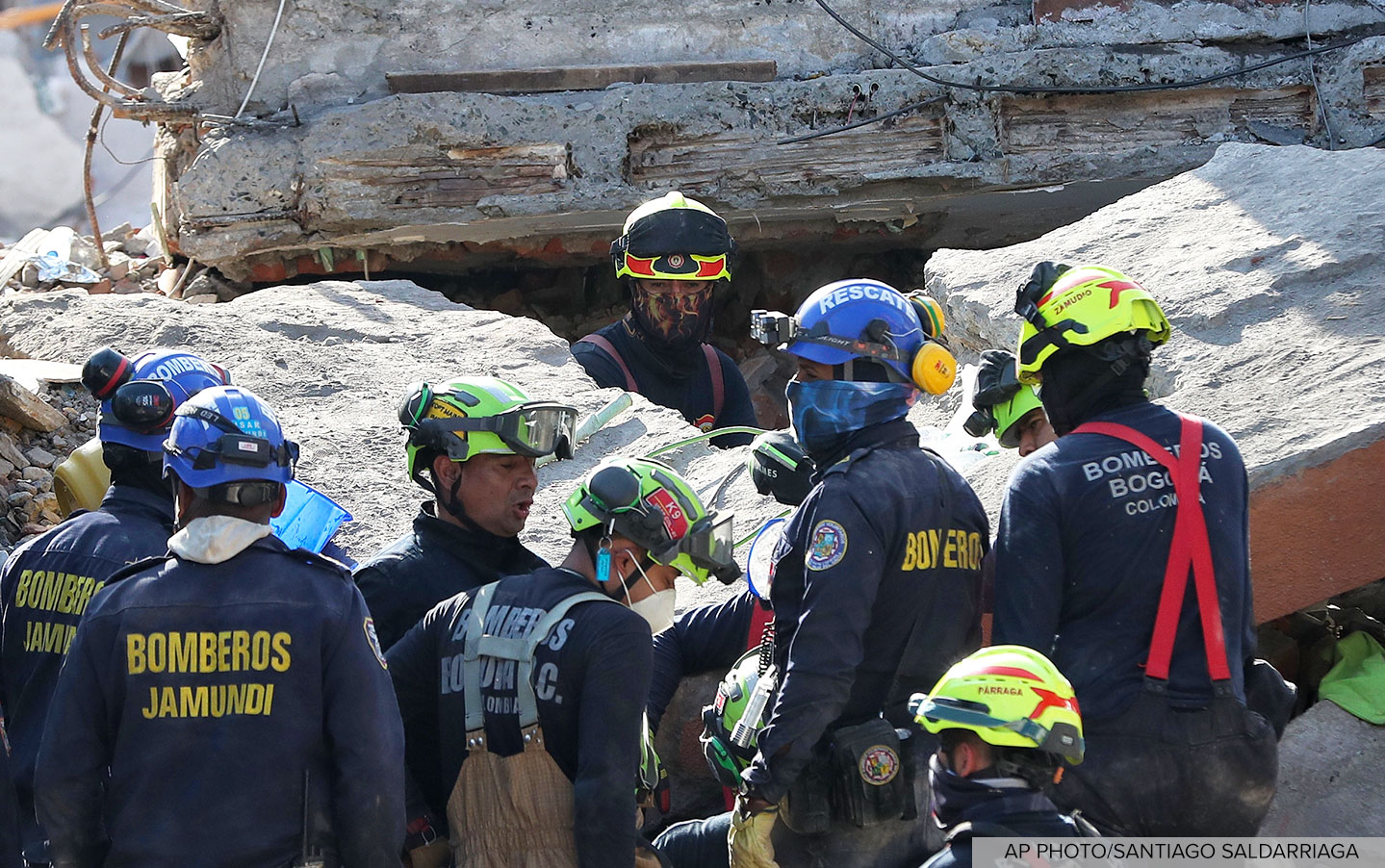 Bring Hope to Colombia Earthquake Survivors