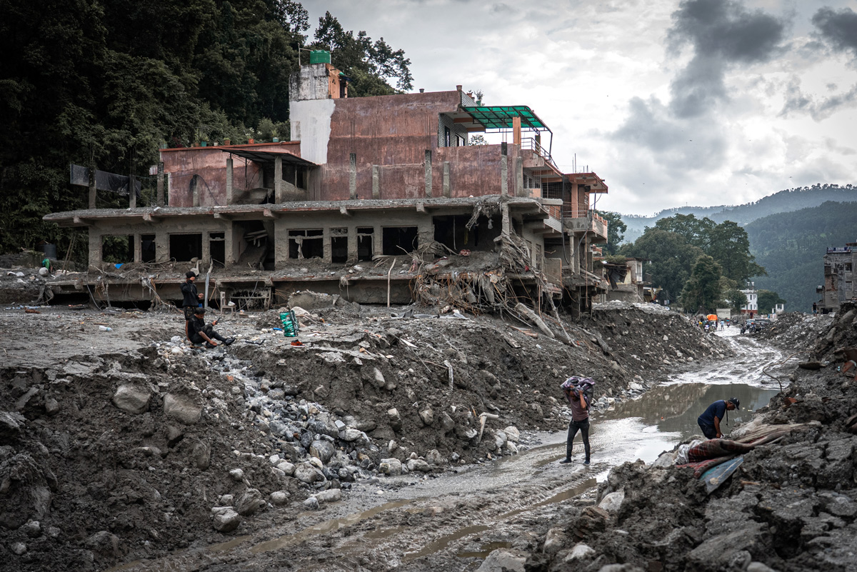 Image of building in Nepal after flooding.